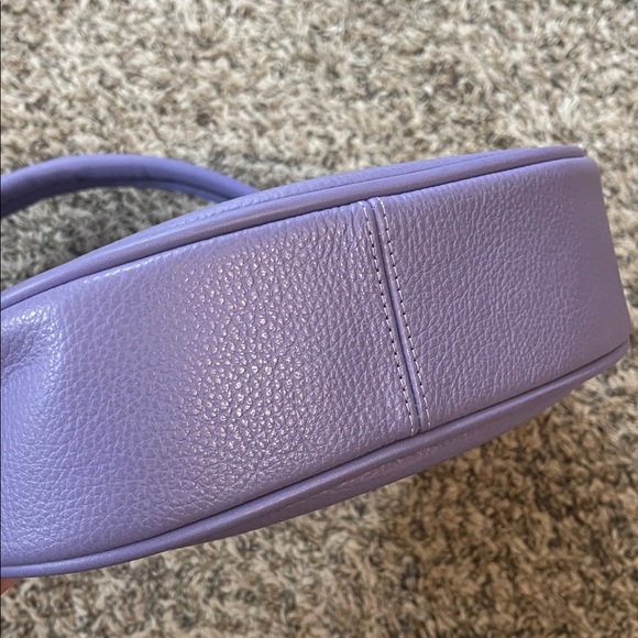 Coach Aria - Picture 9 of 11